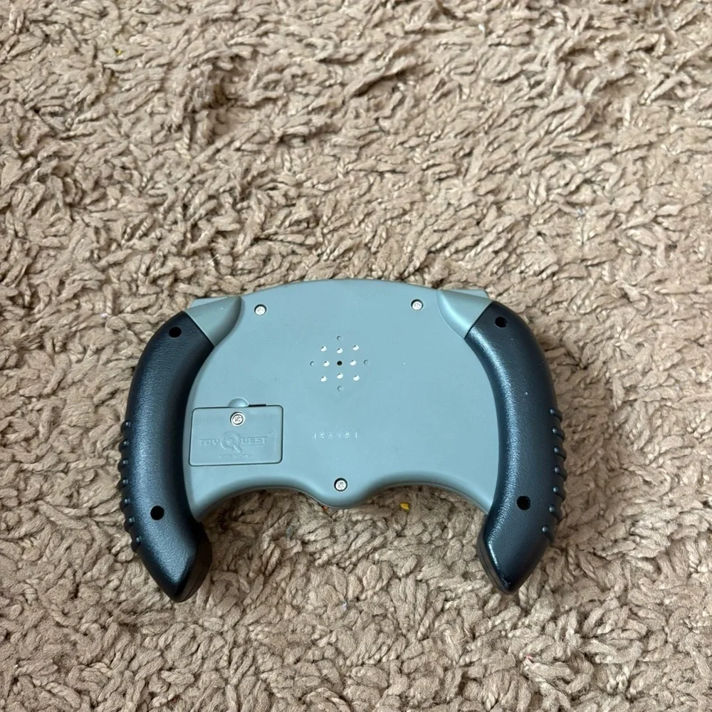 Toy Quest: Electronic Car Racing FX Handheld Video Game Tested and working